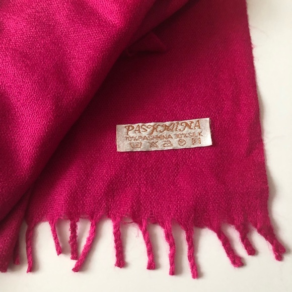 Fuchsia Scarf - Picture 3 of 4